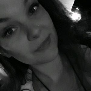 Meet your Posher, Gabrielle